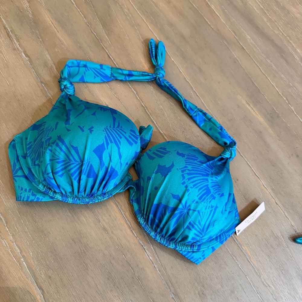 Victoria Secret Teal & Blue Tropical Print  Bikini Top